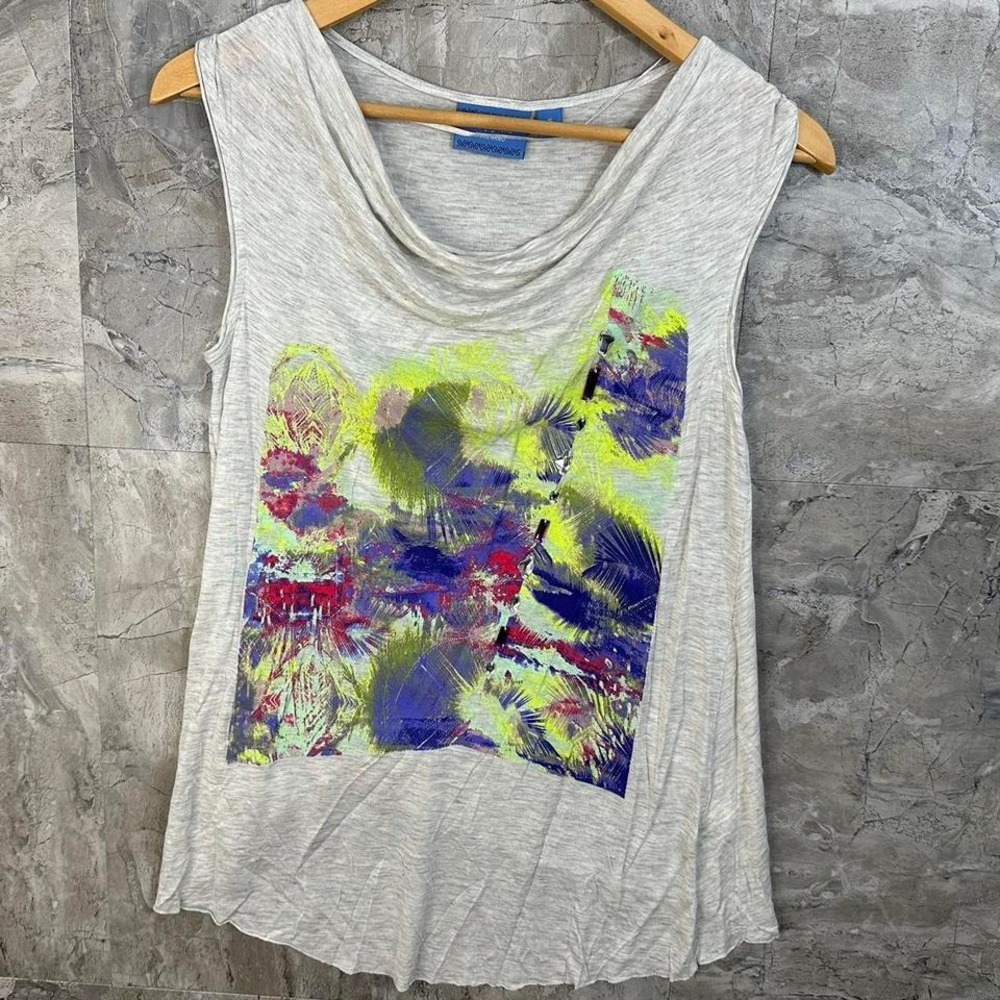 Vera Wang woman's tank with rhinestones floral women's size small‎